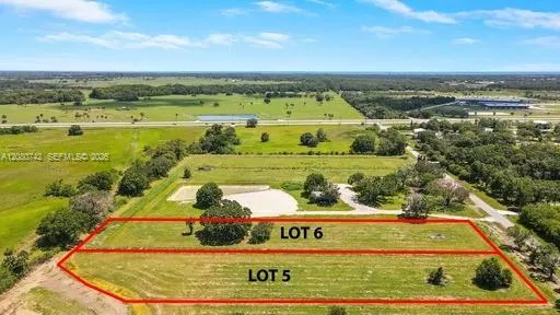 1226 ne 48th Okeechobee, FL 34972