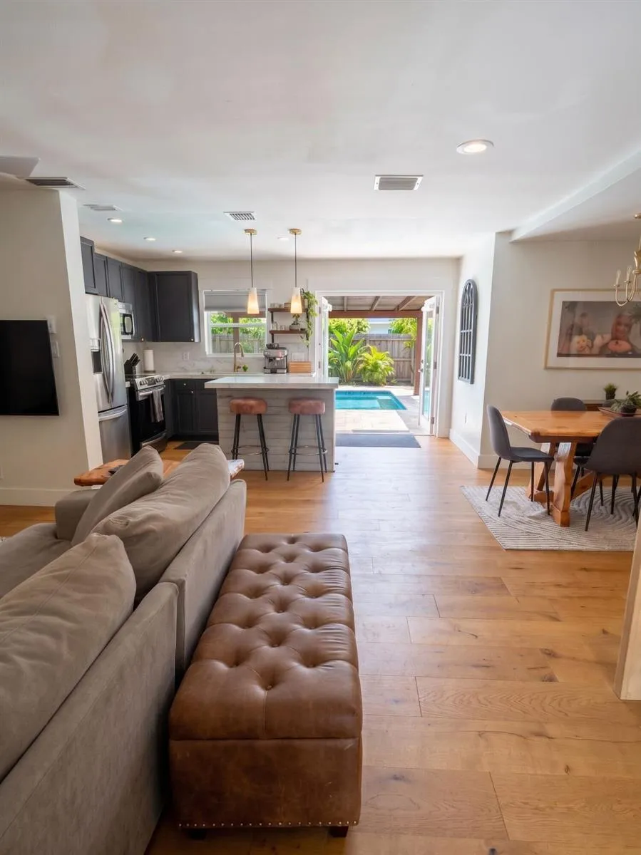 336 NE 28th Terrace Boca Raton, FL 33431