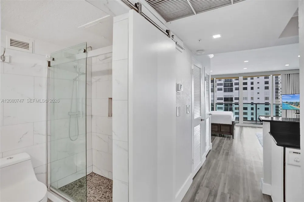 2501 S Ocean Dr #PH37 (available Non 3) Hollywood, FL 33019