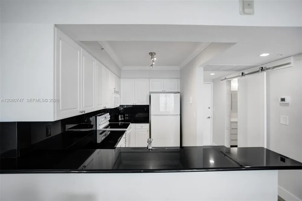 2501 S Ocean Dr #PH37 (available Non 3) Hollywood, FL 33019