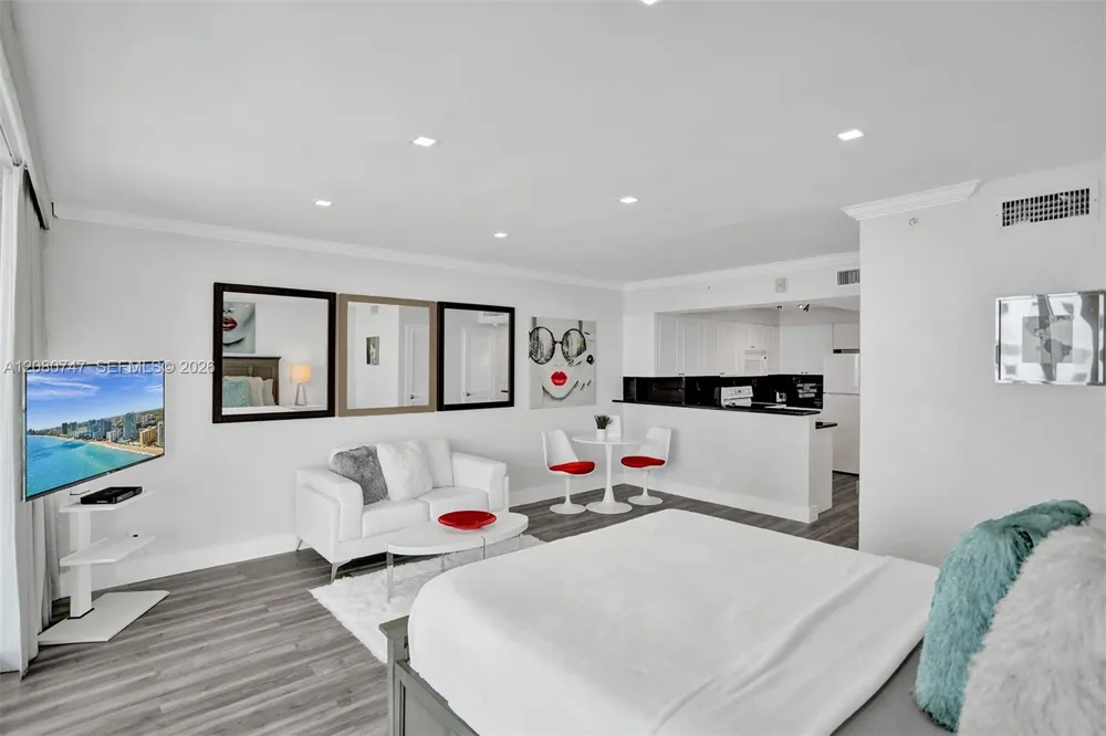 2501 S Ocean Dr #PH37 (available Non 3) Hollywood, FL 33019