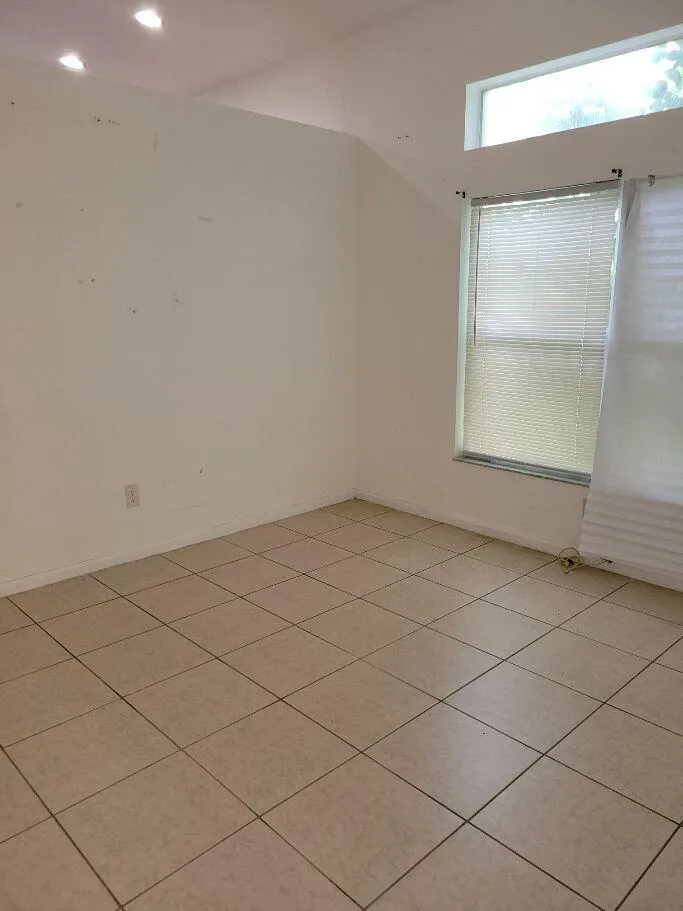 638 PEPPERGRASS Run Royal Palm Beach, FL 33411