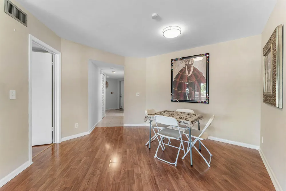 5040 Rose Hill Drive #206 Boynton Beach, FL 33437