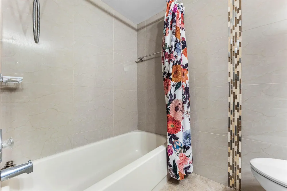 5040 Rose Hill Drive #206 Boynton Beach, FL 33437