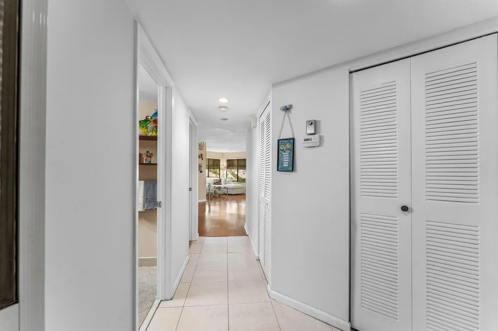 5040 Rose Hill Drive #206 Boynton Beach, FL 33437