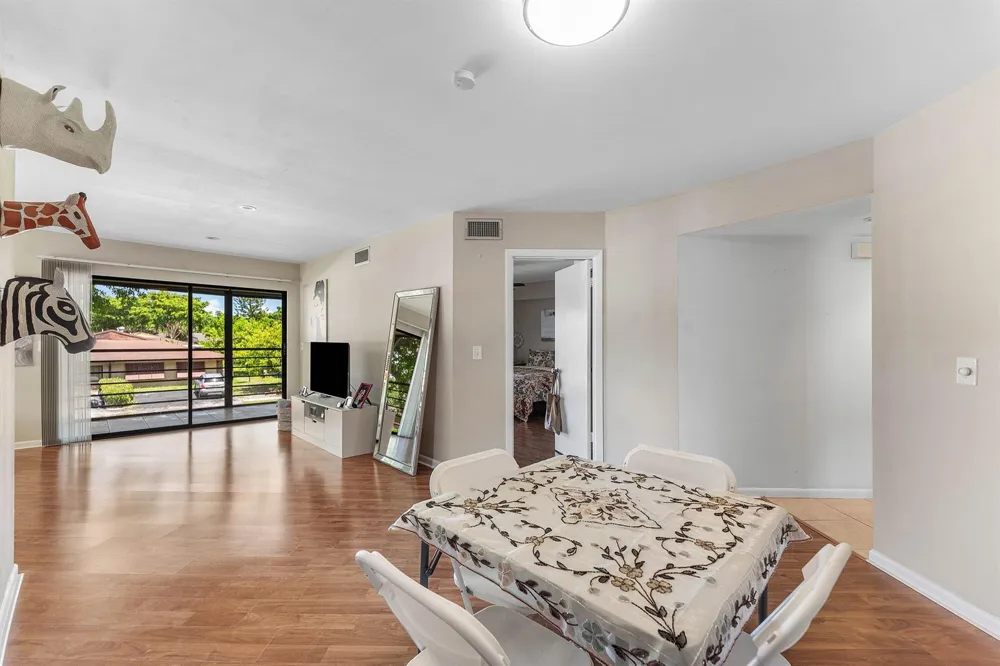 5040 Rose Hill Drive #206 Boynton Beach, FL 33437