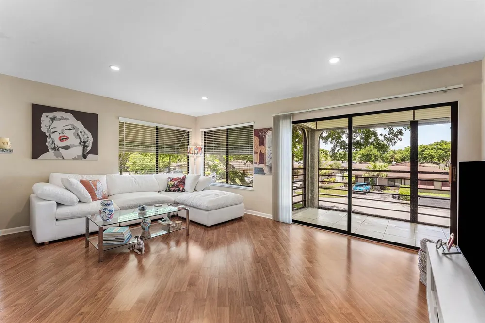 5040 Rose Hill Drive #206 Boynton Beach, FL 33437