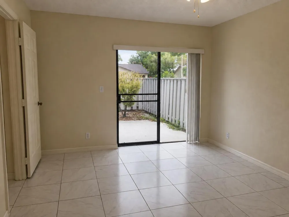 1313 PEPPERTREE TRAIL #D Fort Pierce, FL 34950
