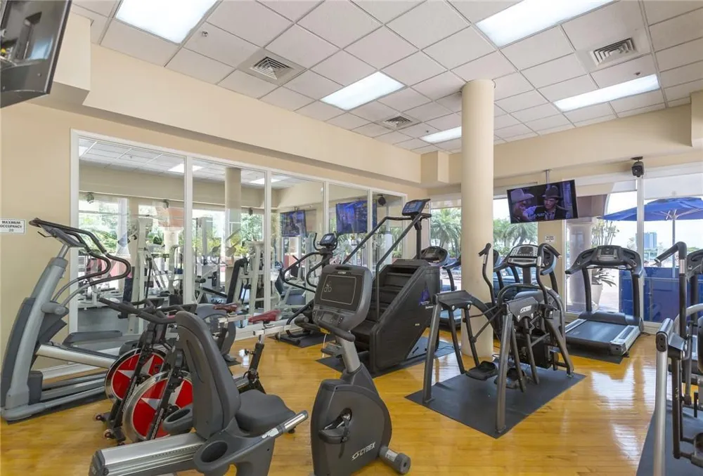 16900 Bay Road #3-804 Sunny Isles Beach, FL 33160