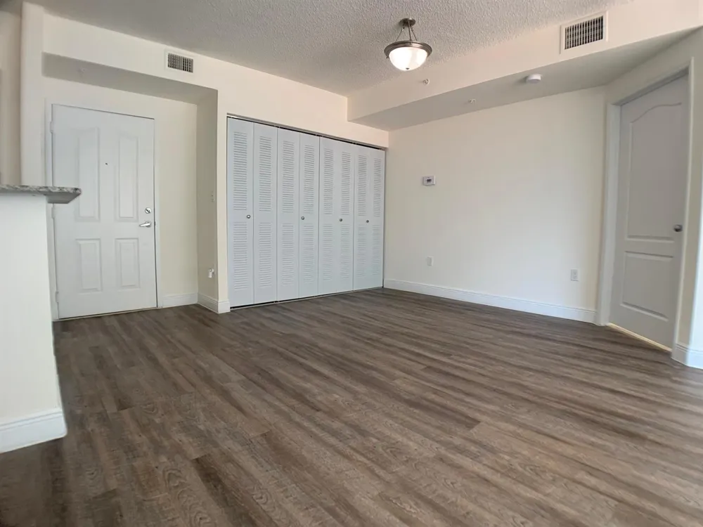 16900 Bay Road #3-804 Sunny Isles Beach, FL 33160