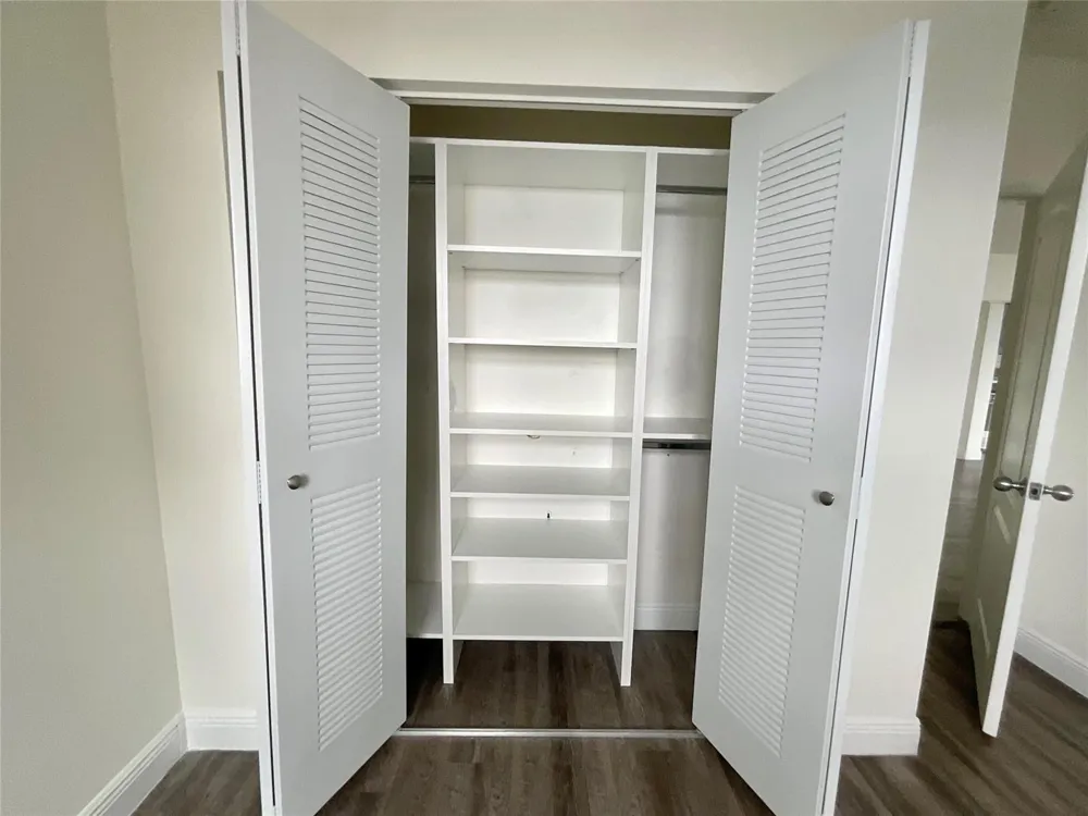 16900 Bay Road #3-804 Sunny Isles Beach, FL 33160