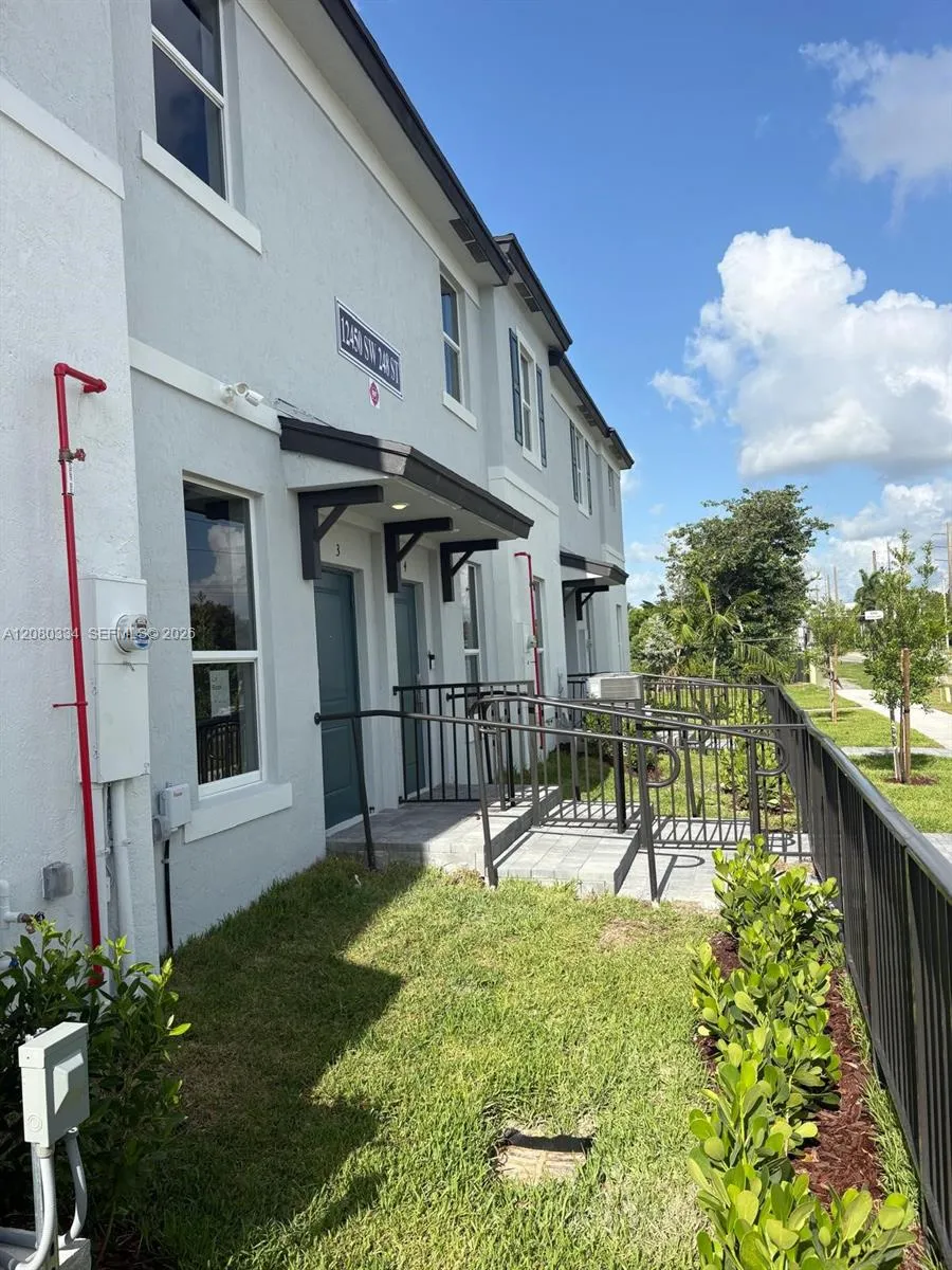 12450 SW 248 #5 Homestead, FL 33032