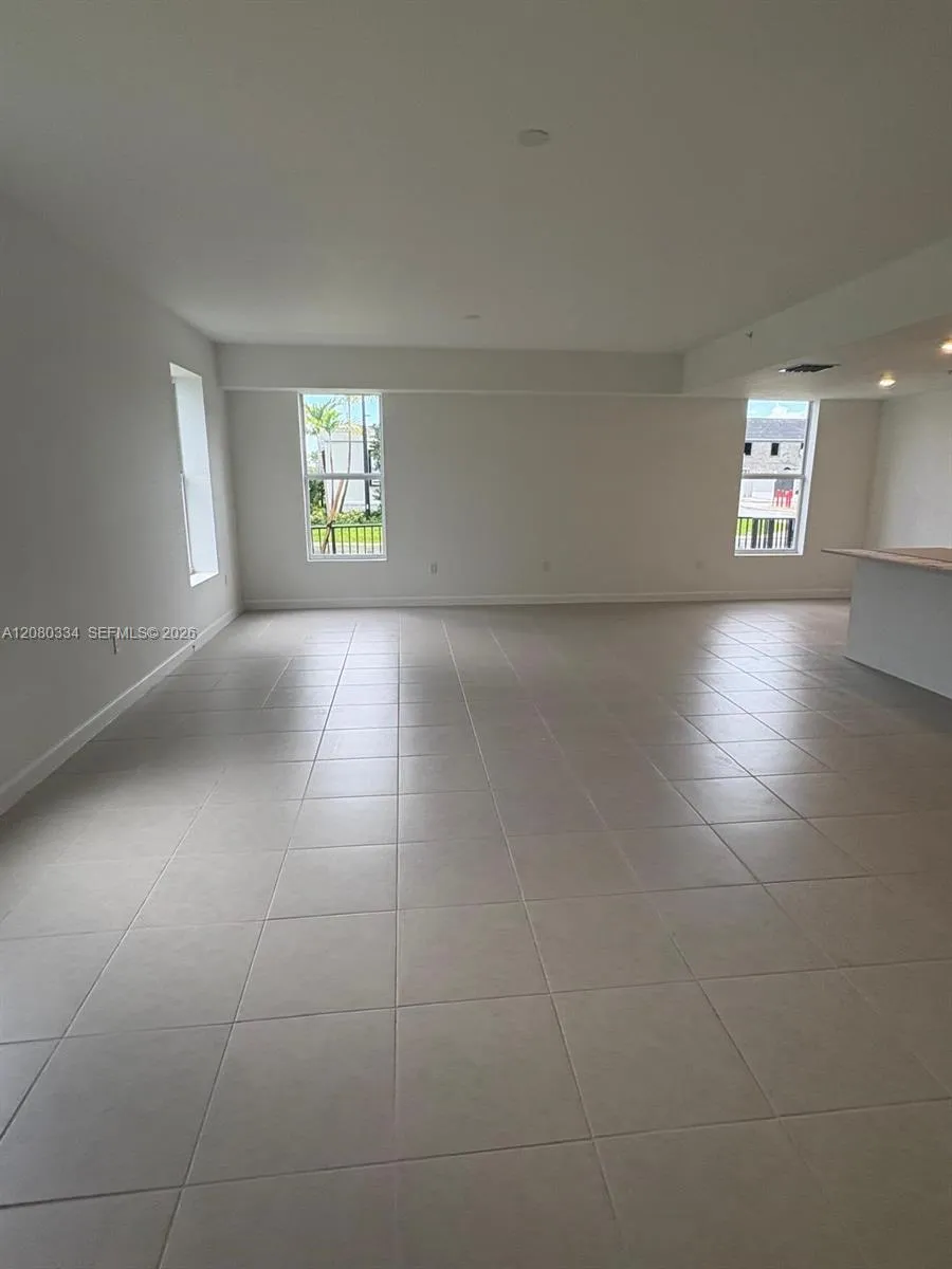 12450 SW 248 #5 Homestead, FL 33032