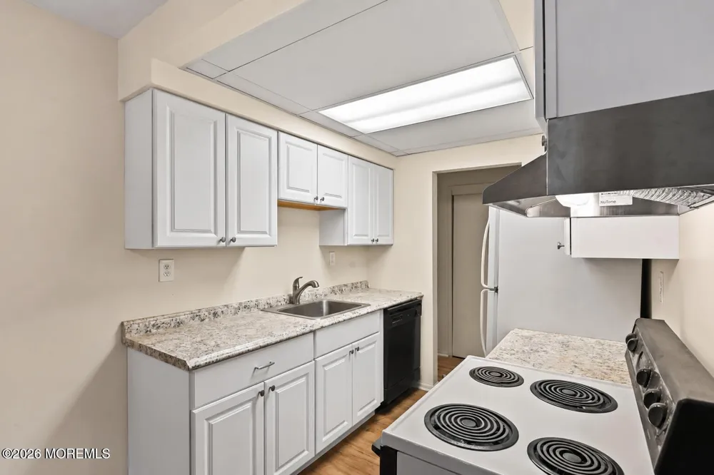63 Stonehurst Boulevard #G Freehold, NJ 07728