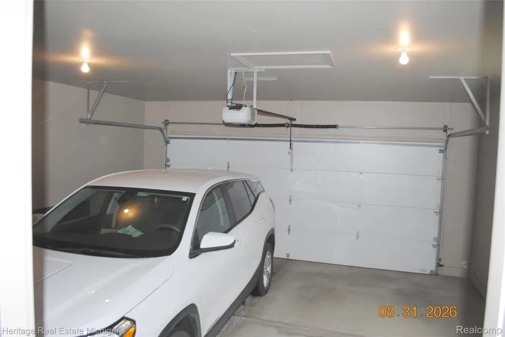 380 Walnut Drive South Lyon City, MI 48178