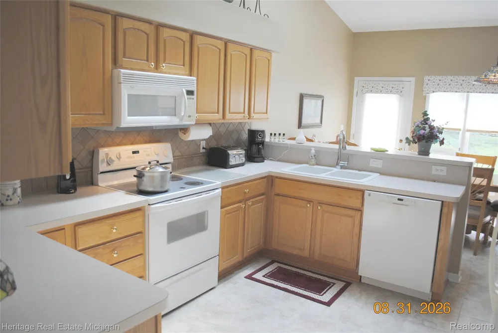380 Walnut Drive South Lyon City, MI 48178