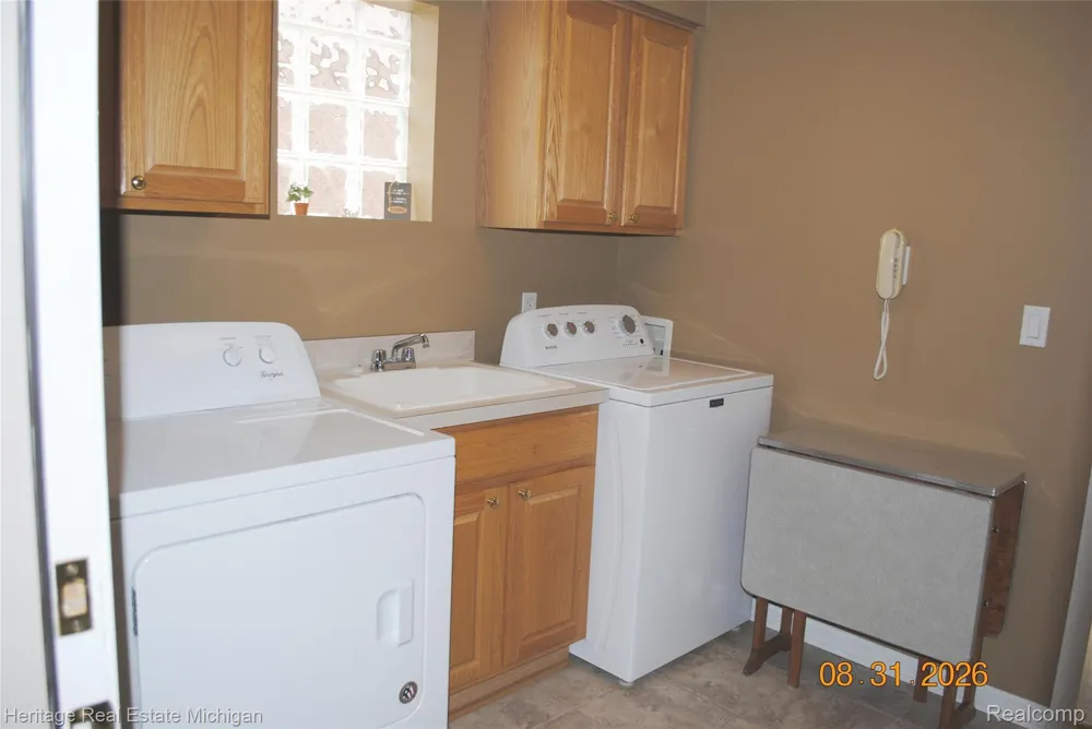 380 Walnut Drive South Lyon City, MI 48178
