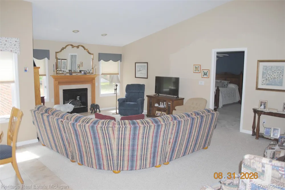 380 Walnut Drive South Lyon City, MI 48178