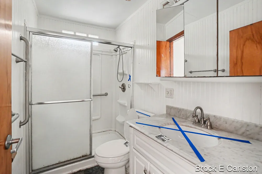 1442 Norwich Avenue Norton Shores City, MI 49444