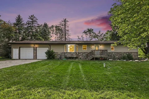 4704 Rohr Road