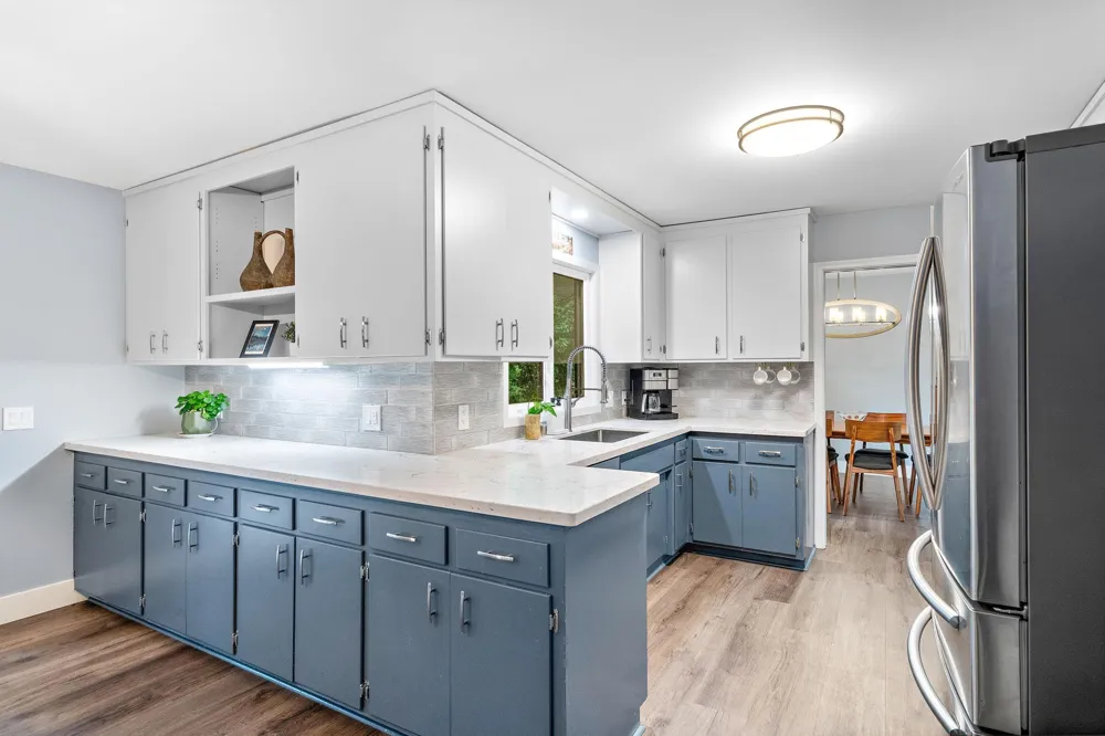 2125 Orkla Drive Golden Valley, MN 55427