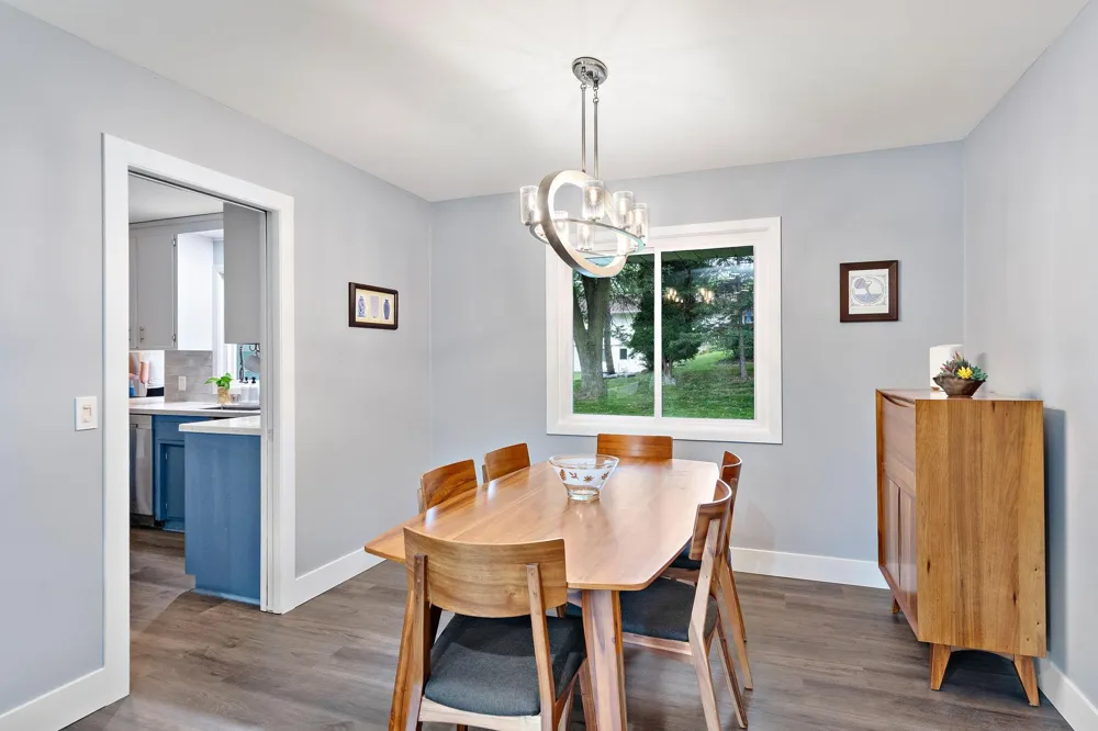 2125 Orkla Drive Golden Valley, MN 55427