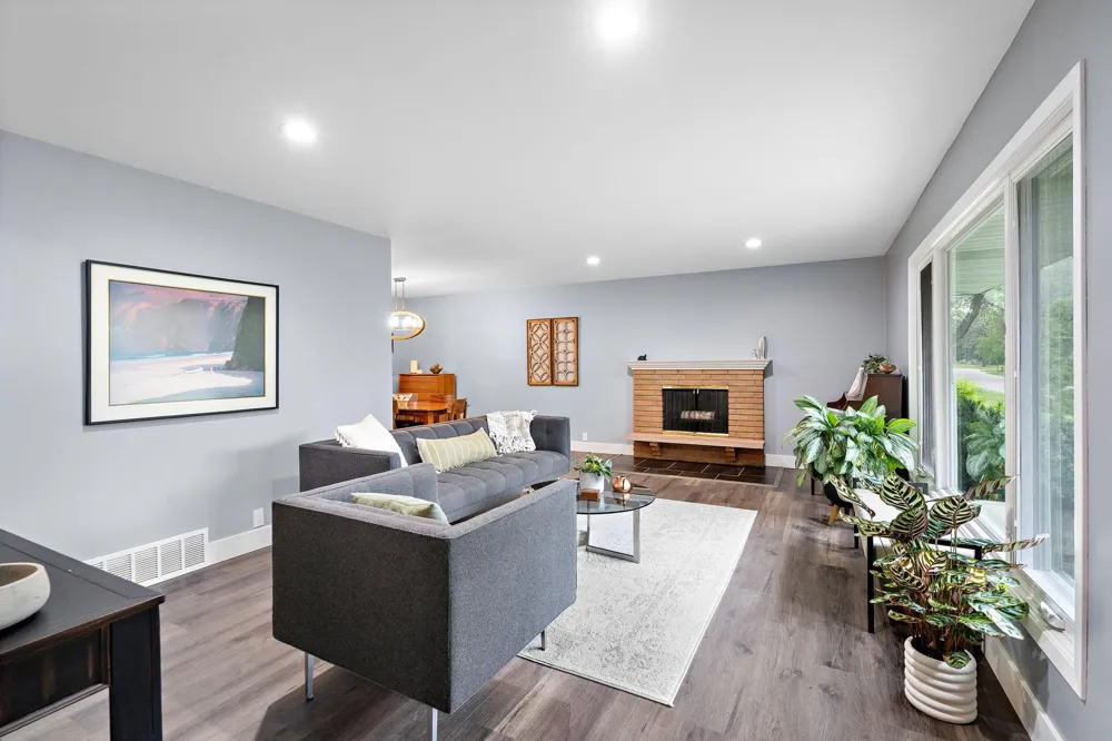 2125 Orkla Drive Golden Valley, MN 55427