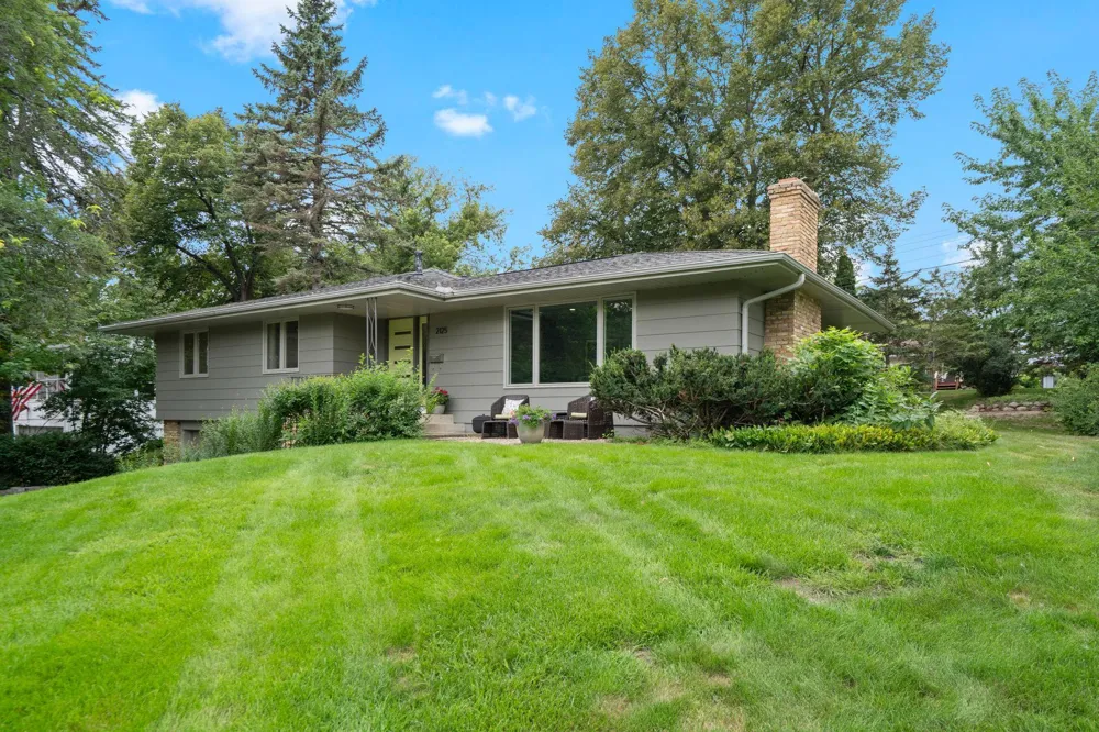 2125 Orkla Drive Golden Valley, MN 55427