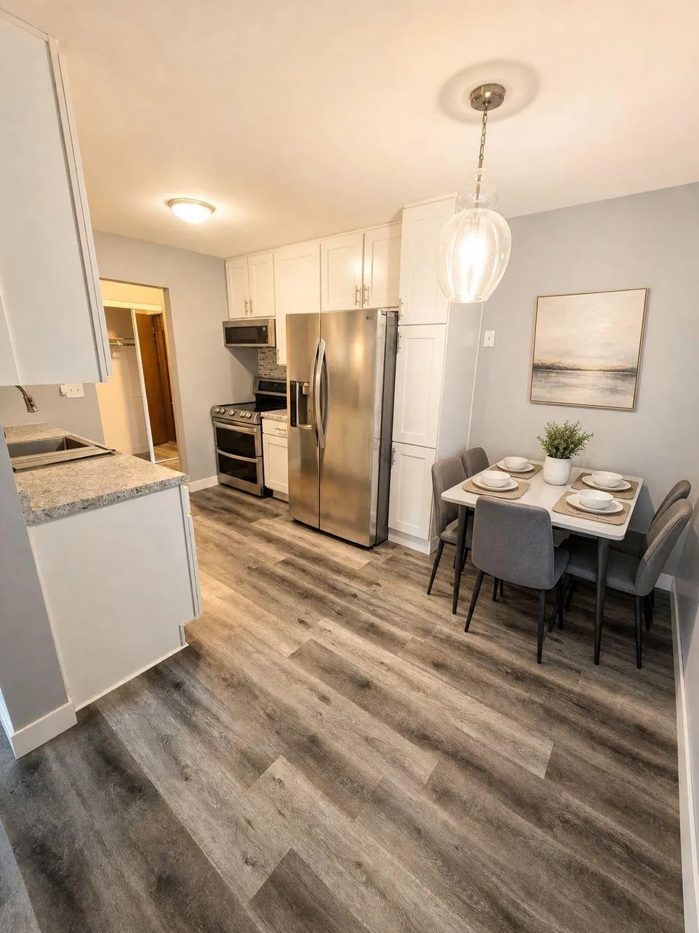 3155 Old Highway 8 #104 Roseville, MN 55418