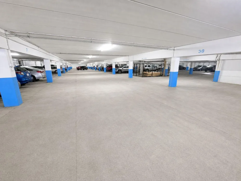 3155 Old Highway 8 #104 Roseville, MN 55418