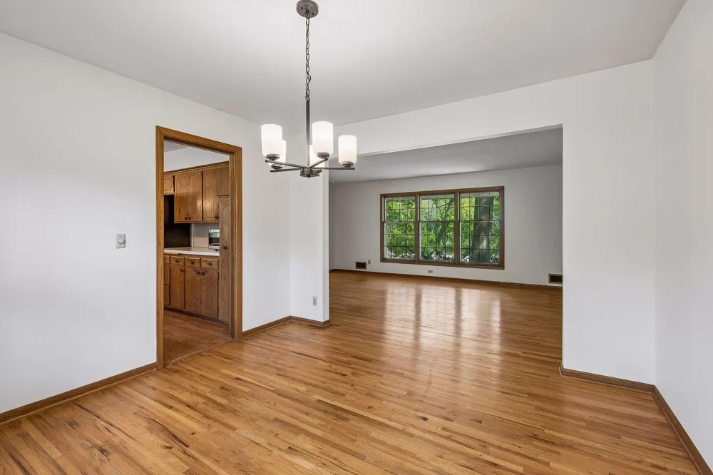 6508 W Shore Drive Edina, MN 55435