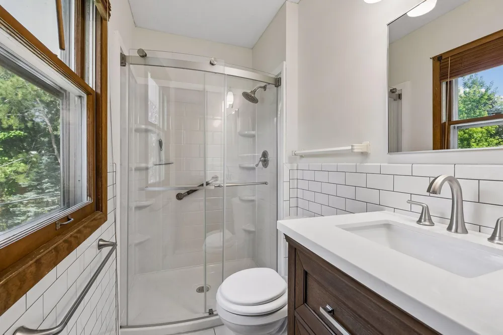 6508 W Shore Drive Edina, MN 55435