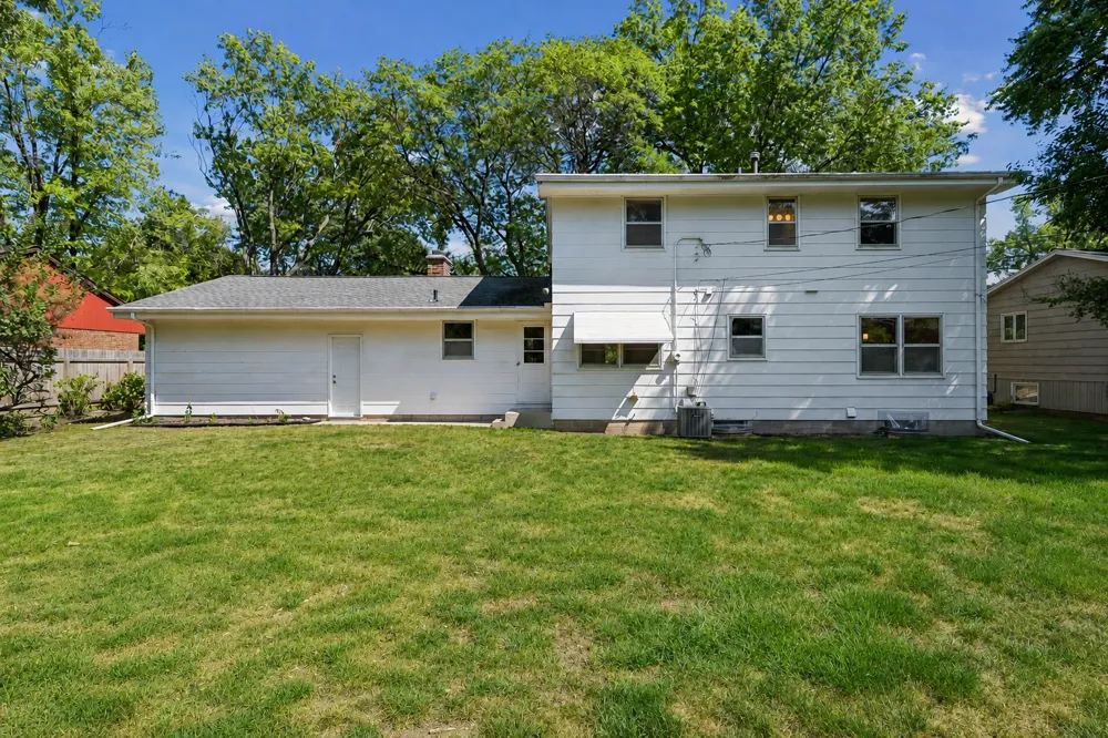 6508 W Shore Drive Edina, MN 55435