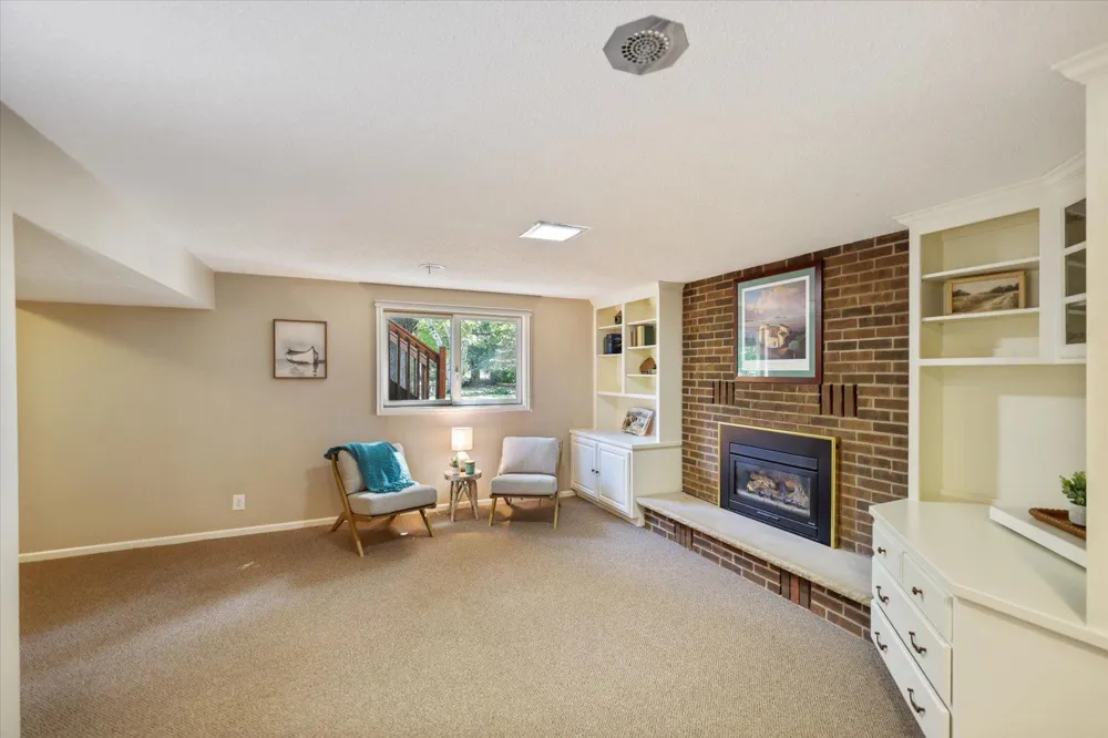 11377 Lily Street NW Coon Rapids, MN 55433
