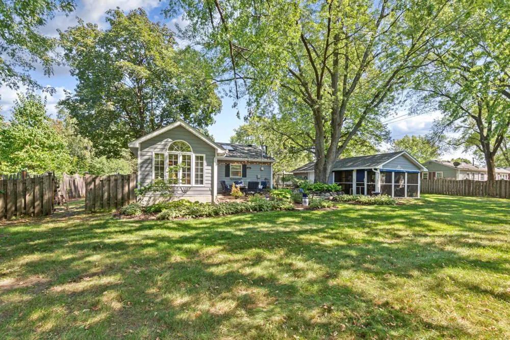 8720 11th Avenue S Bloomington, MN 55420