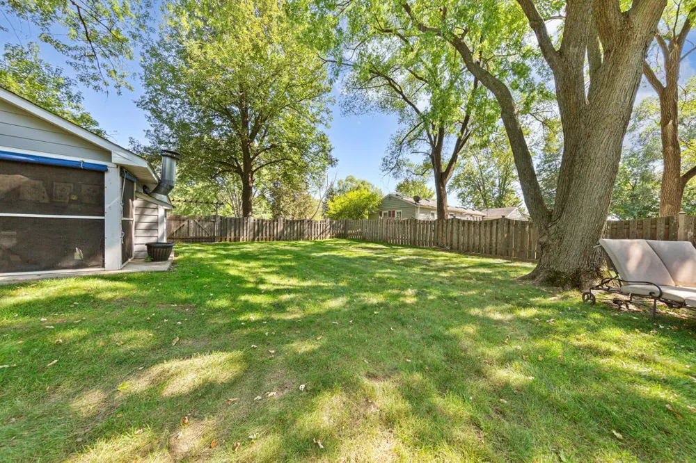8720 11th Avenue S Bloomington, MN 55420
