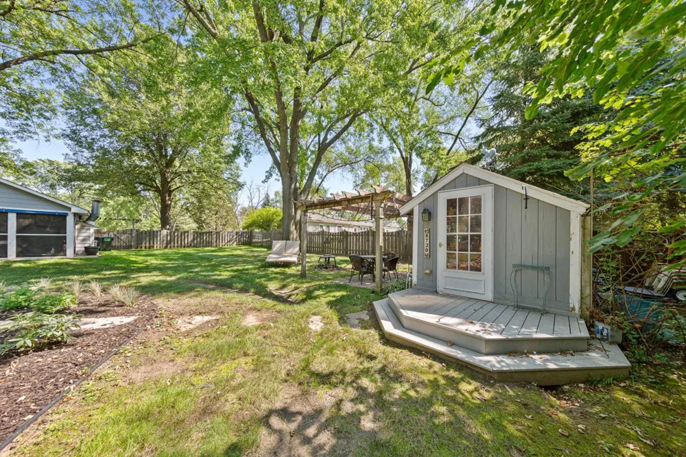 8720 11th Avenue S Bloomington, MN 55420