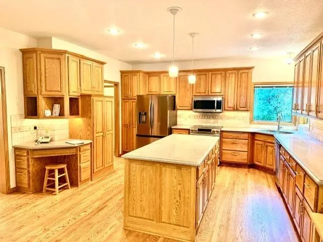 14817 Summit Oaks Drive Burnsville, MN 55337