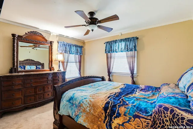 3410 Autumn Ln Kirby, TX 78219