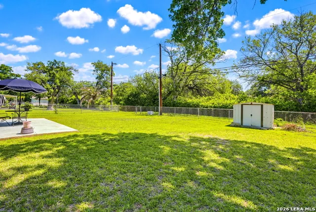 3410 Autumn Ln Kirby, TX 78219