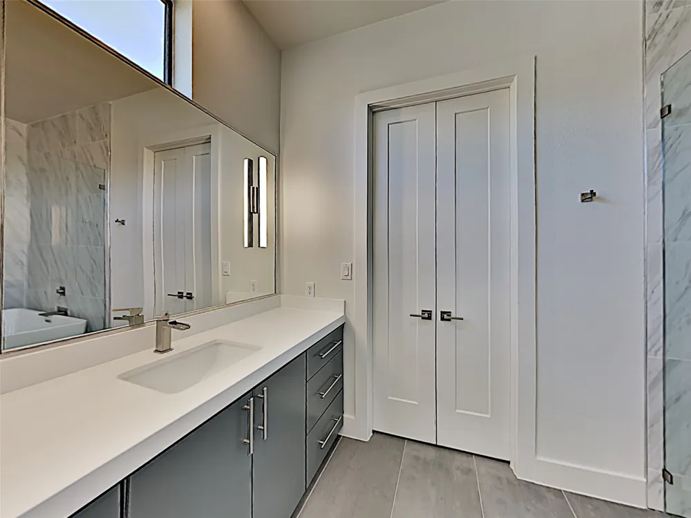 4633 Manett Street Dallas, TX 75204