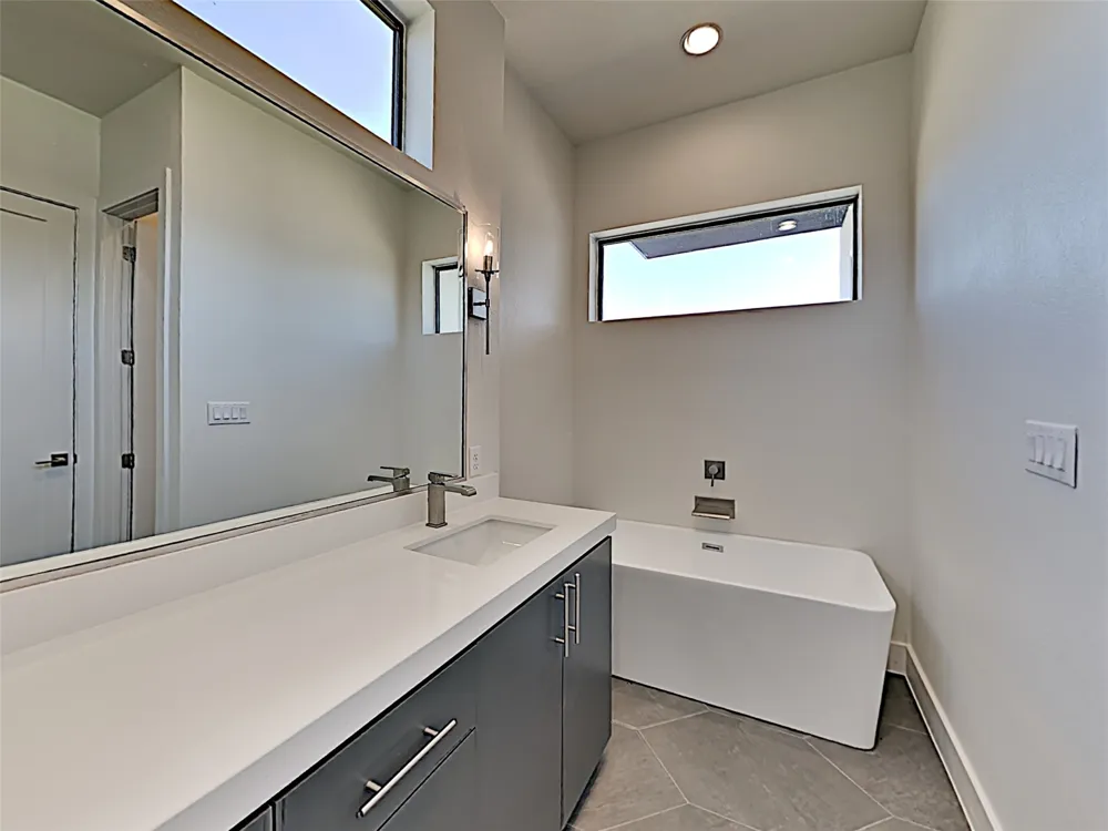 4633 Manett Street Dallas, TX 75204