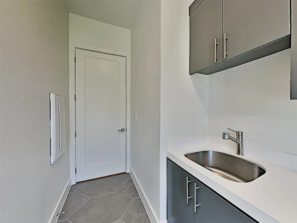 4633 Manett Street Dallas, TX 75204