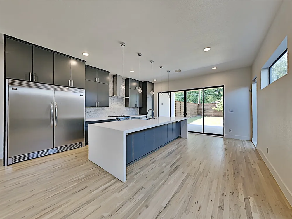4633 Manett Street Dallas, TX 75204
