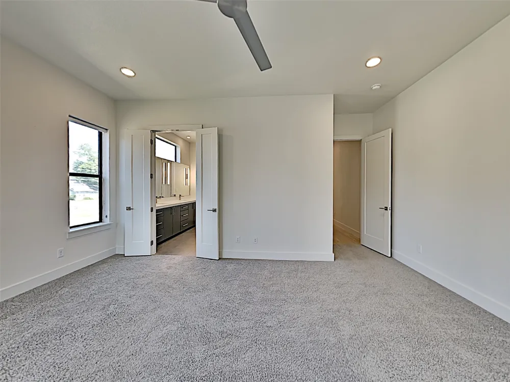 4633 Manett Street Dallas, TX 75204