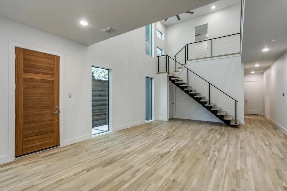 4633 Manett Street Dallas, TX 75204