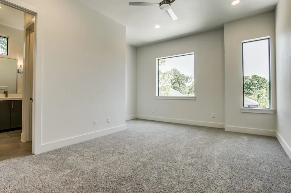 4633 Manett Street Dallas, TX 75204