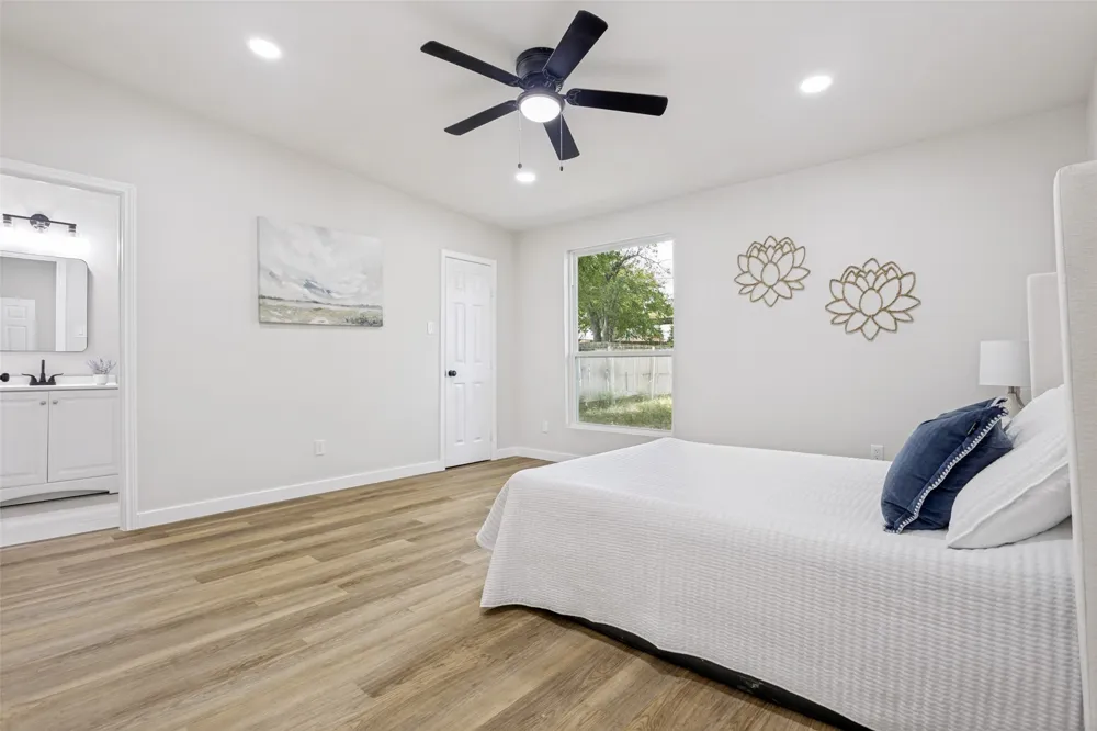 2613 Saturn Road Garland, TX 75041