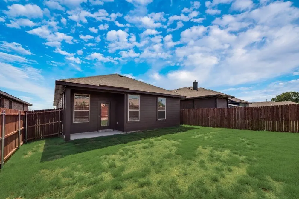 1002 Pecos Street Aubrey, TX 76227