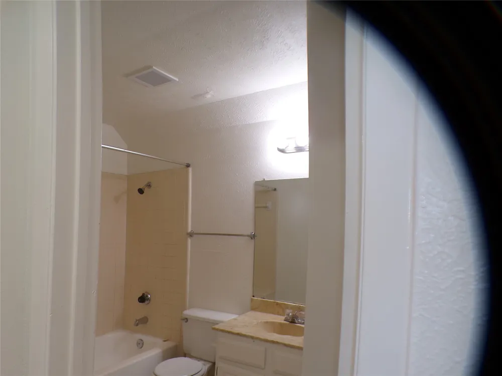 1464 Brook Meadow Circle Lancaster, TX 75134